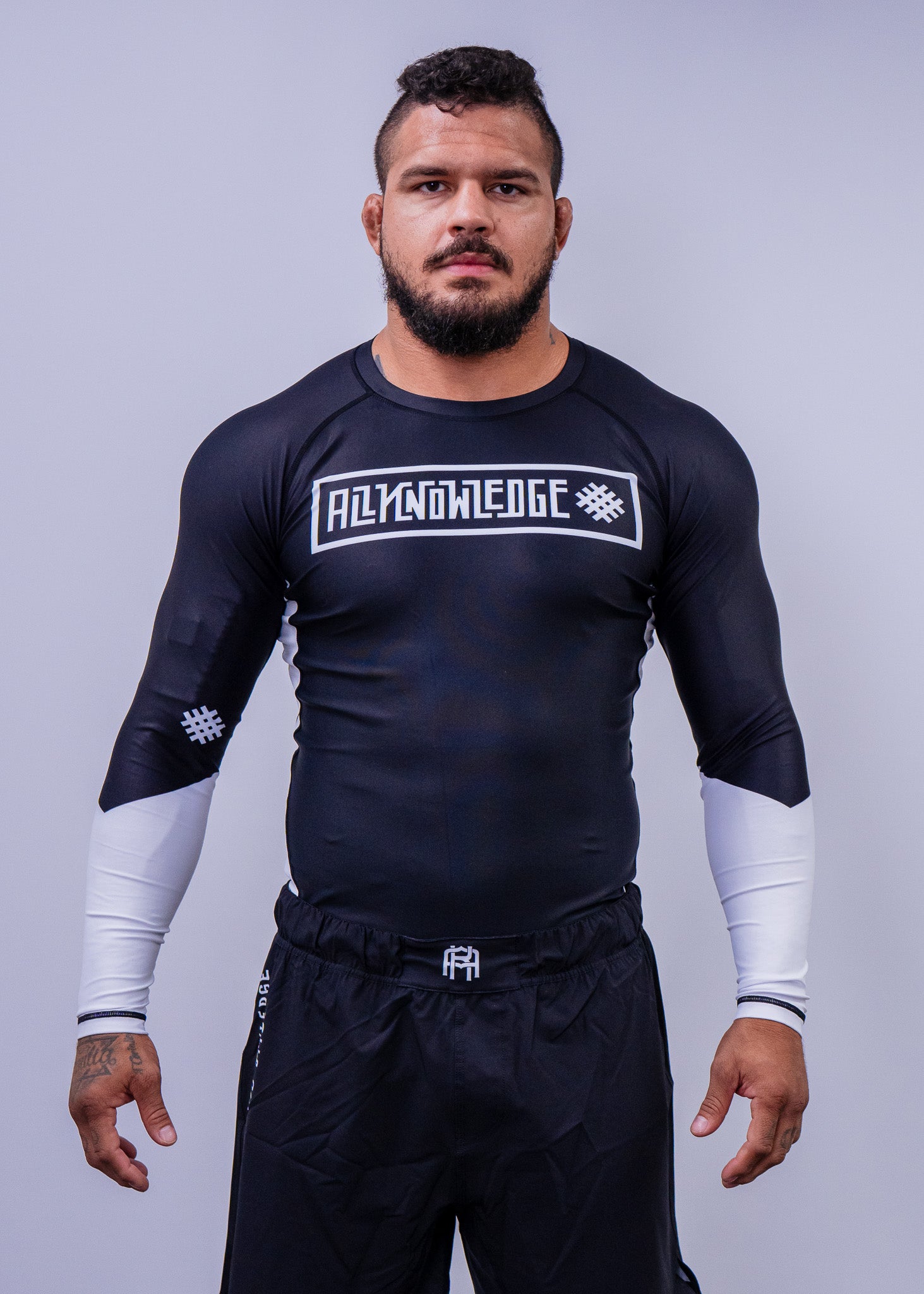 Black and White long sleeve rashuard Yan Pica-pau BJJ